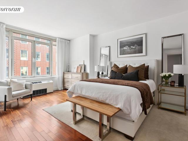 Condo for sale in Arverne, New York