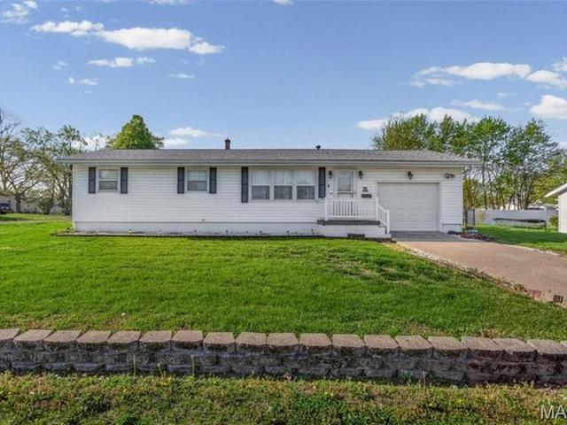 House for sale in Jersey, Illinois