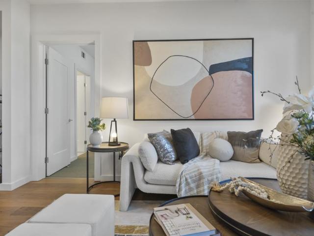 Condo for sale in Belmont, California