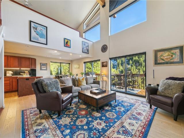 Condo for sale in Crystal Bay, Nevada