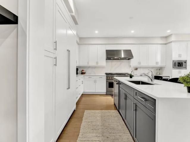 House for rent in Pickering, Golden Horseshoe