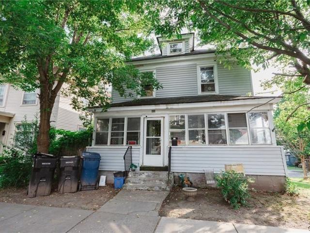 House for sale in Syracuse, New York