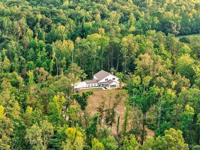 House for sale in Elmore, Alabama