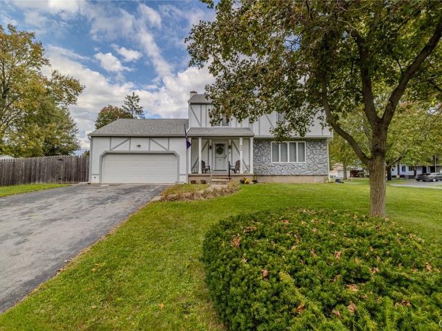 House for sale in Village of Minoa, Town of Manlius