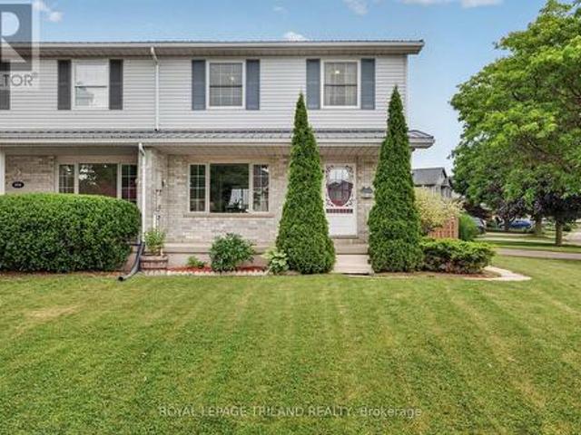 House for sale in St. Thomas, Ontario