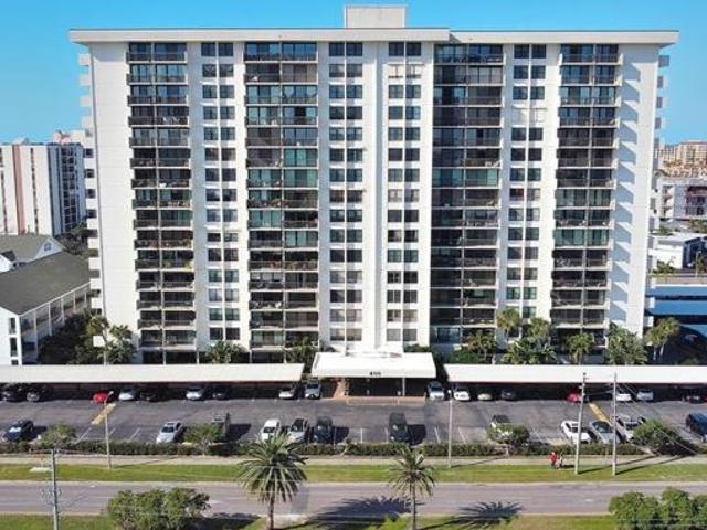 Condo for sale in Clearwater, Florida