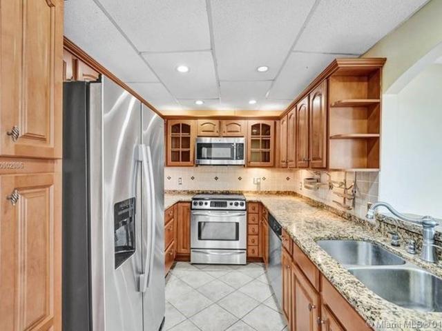 Condo for sale in Sunny Isles Beach, Miami-Dade County
