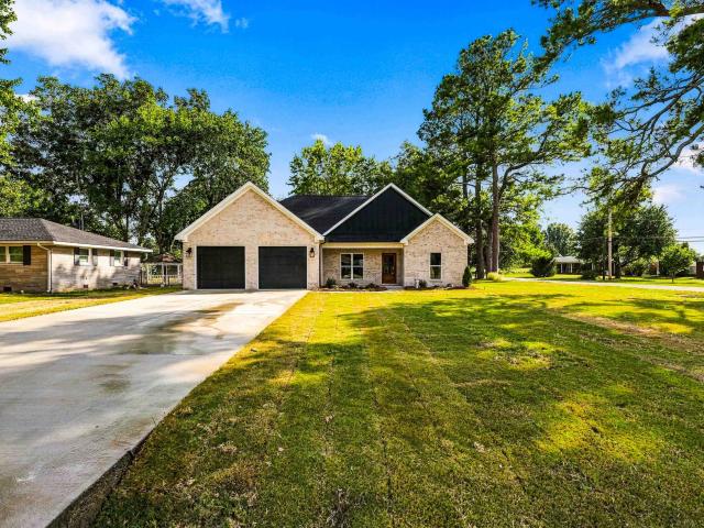 House for sale in Highland Park, Muscle Shoals