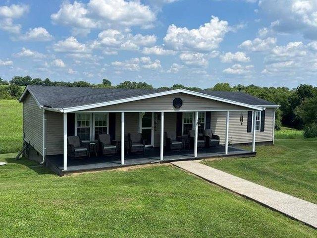 House for sale in Flemingsburg, Kentucky