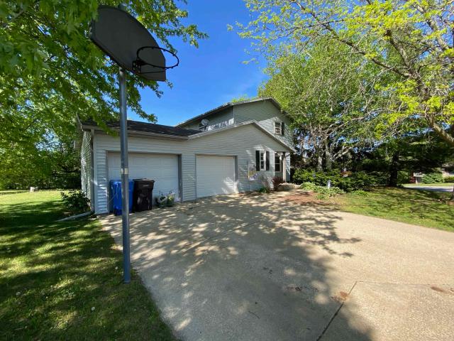 House for sale in Mount Horeb, Wisconsin
