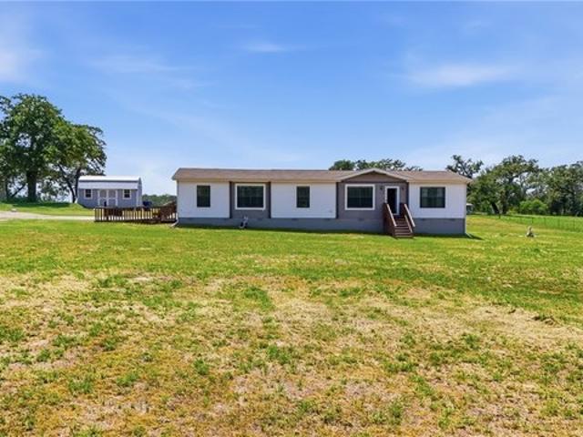 House for sale in Seguin, Texas