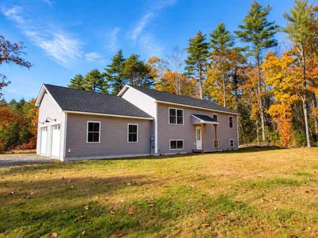 House for sale in Higgins Corner, Standish