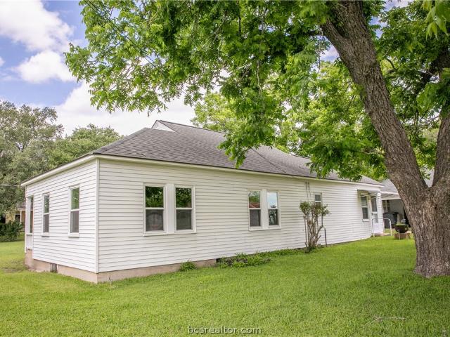 House for sale in Burton, Washington County