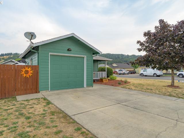 House for sale in Oregonia
