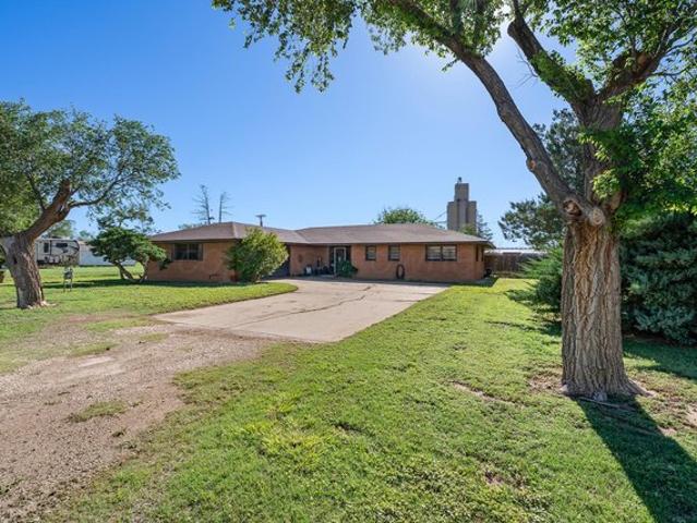 House for sale in Happy, Texas