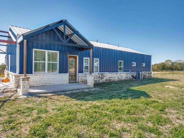 Farm for sale in Muenster, Cooke County
