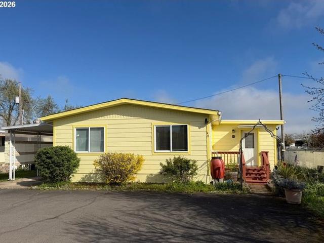 House for sale in Oregonia