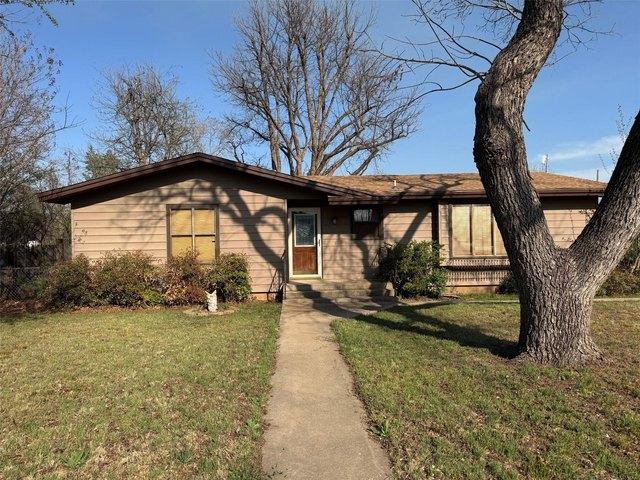 House for sale in Seymour, Texas