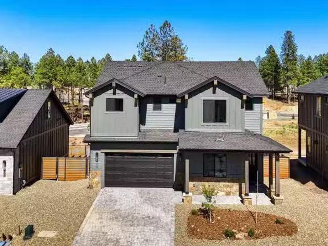 House for sale in Flagstaff