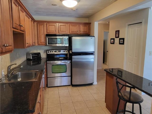 Condo for sale in Lincoln, Rhode Island