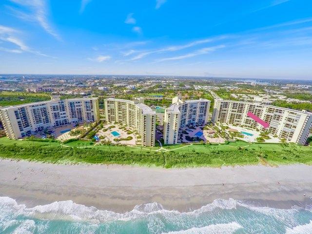 Condo for sale in Jupiter, Florida