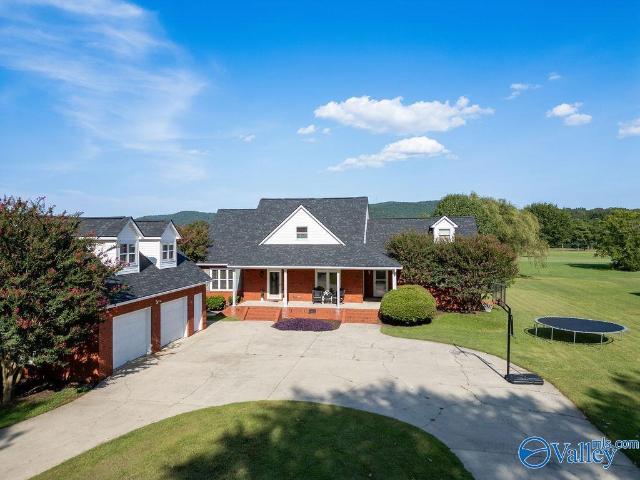 House for sale in Scottsboro, Alabama