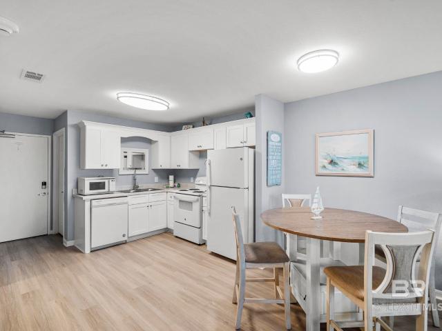 Condo for sale in Gulf Shores, Alabama