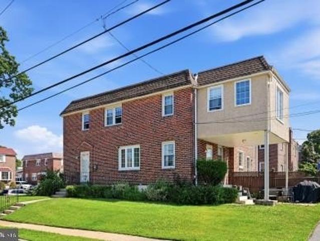 Townhouse for sale in Delco, Pennsylvania