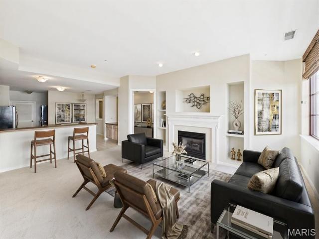Condo for rent in Downtown West, Saint Louis