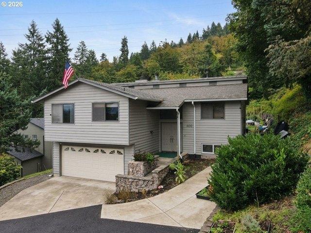 House for sale in Cottage Grove, Lane County