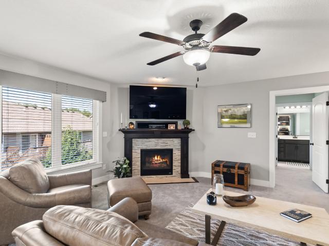 Condo for sale in The Meadows, Indianola