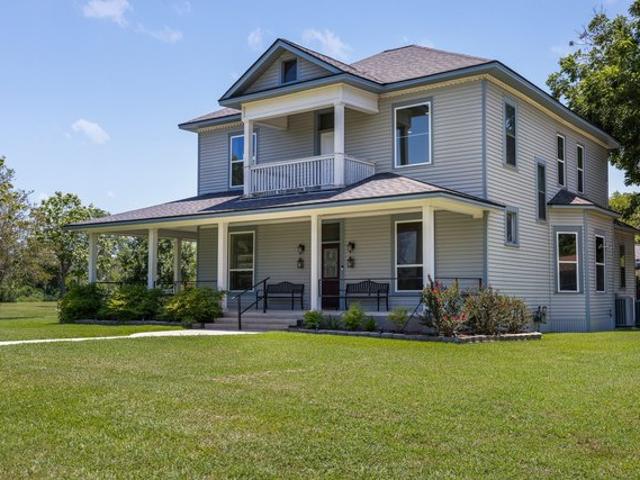 House for sale in Caldwell, Texas