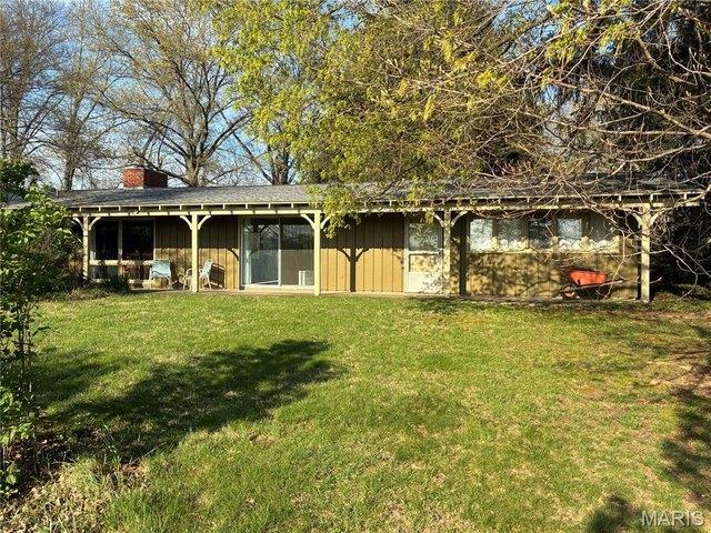House for sale in Bond, Illinois