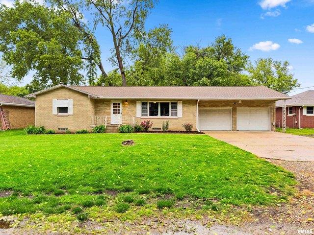 House for sale in Manito, Illinois