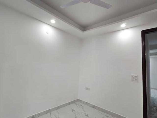 Property for rent in Deri