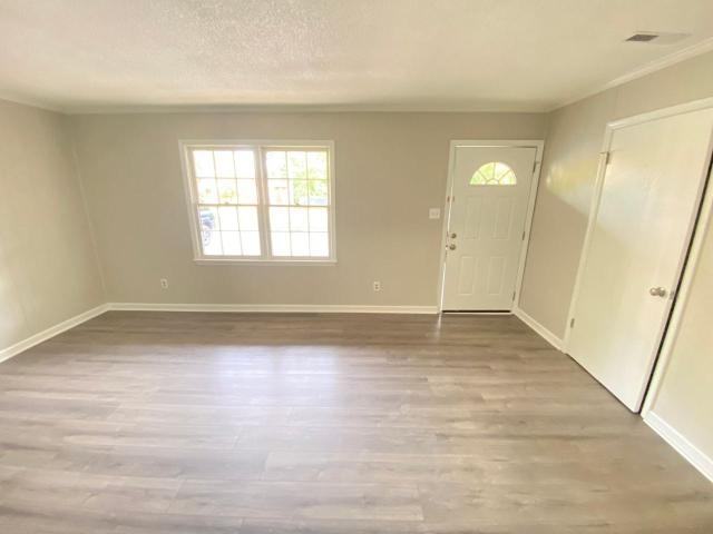 Apartment for rent in State Road, North Carolina
