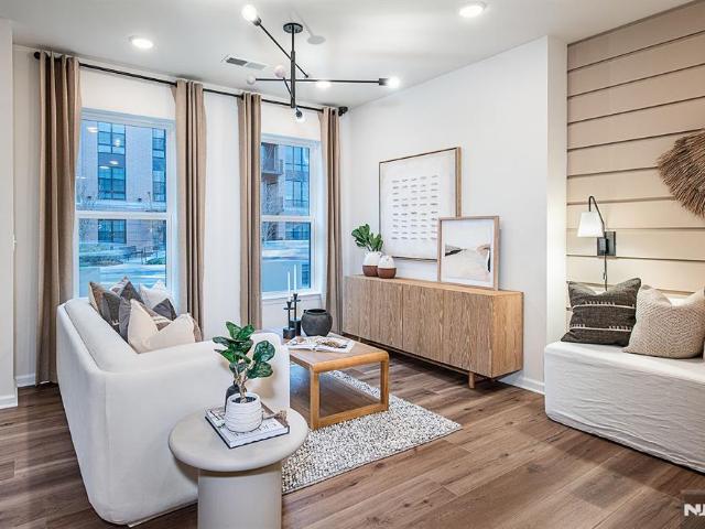 Condo for sale in Hudson, New Jersey