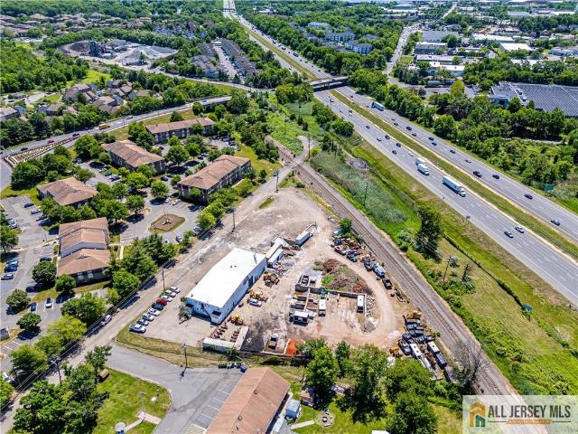 Commercial for sale in Edison, New Jersey