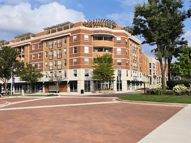 Condo for sale in Willow Springs, Illinois