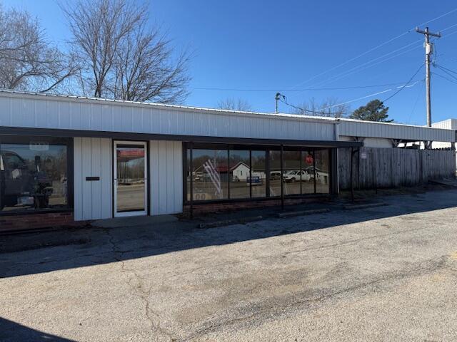 Commercial for sale in Mountain Grove, Missouri