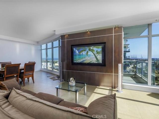 Condo for sale in Long Beach, California
