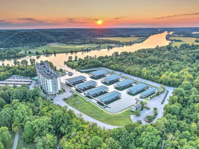 Condo for sale in Ashland City