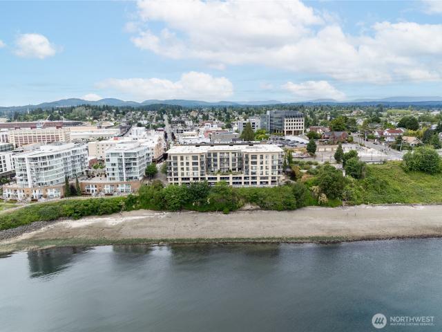 Condo for sale in Bremerton