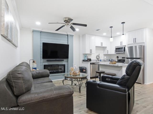 Townhouse for sale in Gulfport, Mississippi