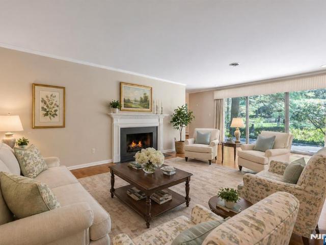 Townhouse for sale in Wyckoff, New Jersey