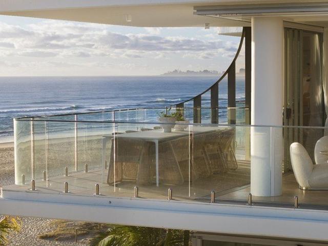 Apartment for sale in Palm Beach, Gold Coast City