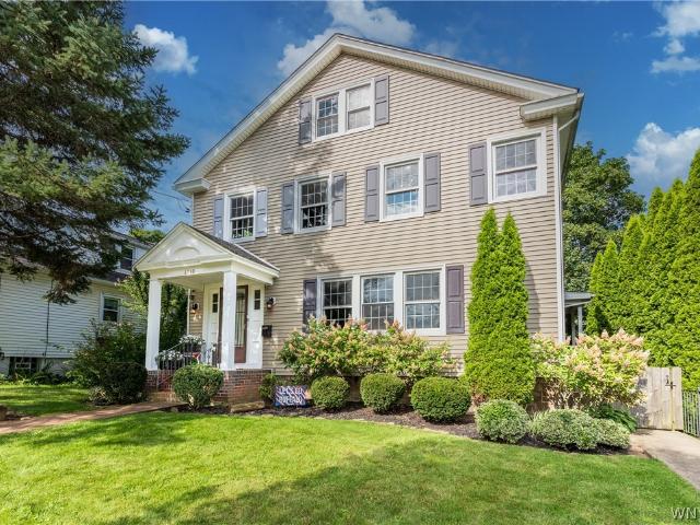 House for sale in Niagara, New York
