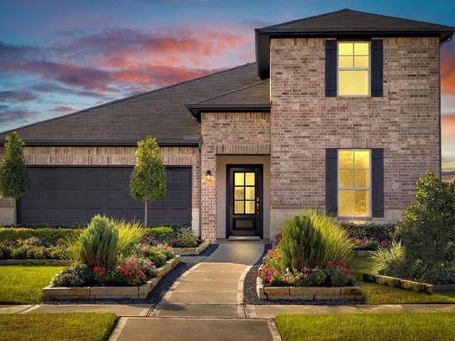 House for sale in Pinehurst, Texas