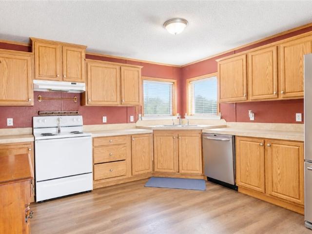 House for sale in Warner, Washington County
