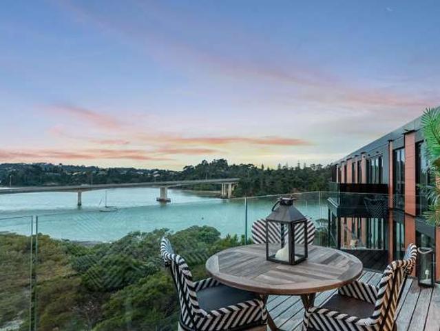 Apartment for sale in Paremoremo